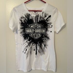 Harley-Davidson Women’s Tee. White With Black Logo. Size XL. Regular Fit.
